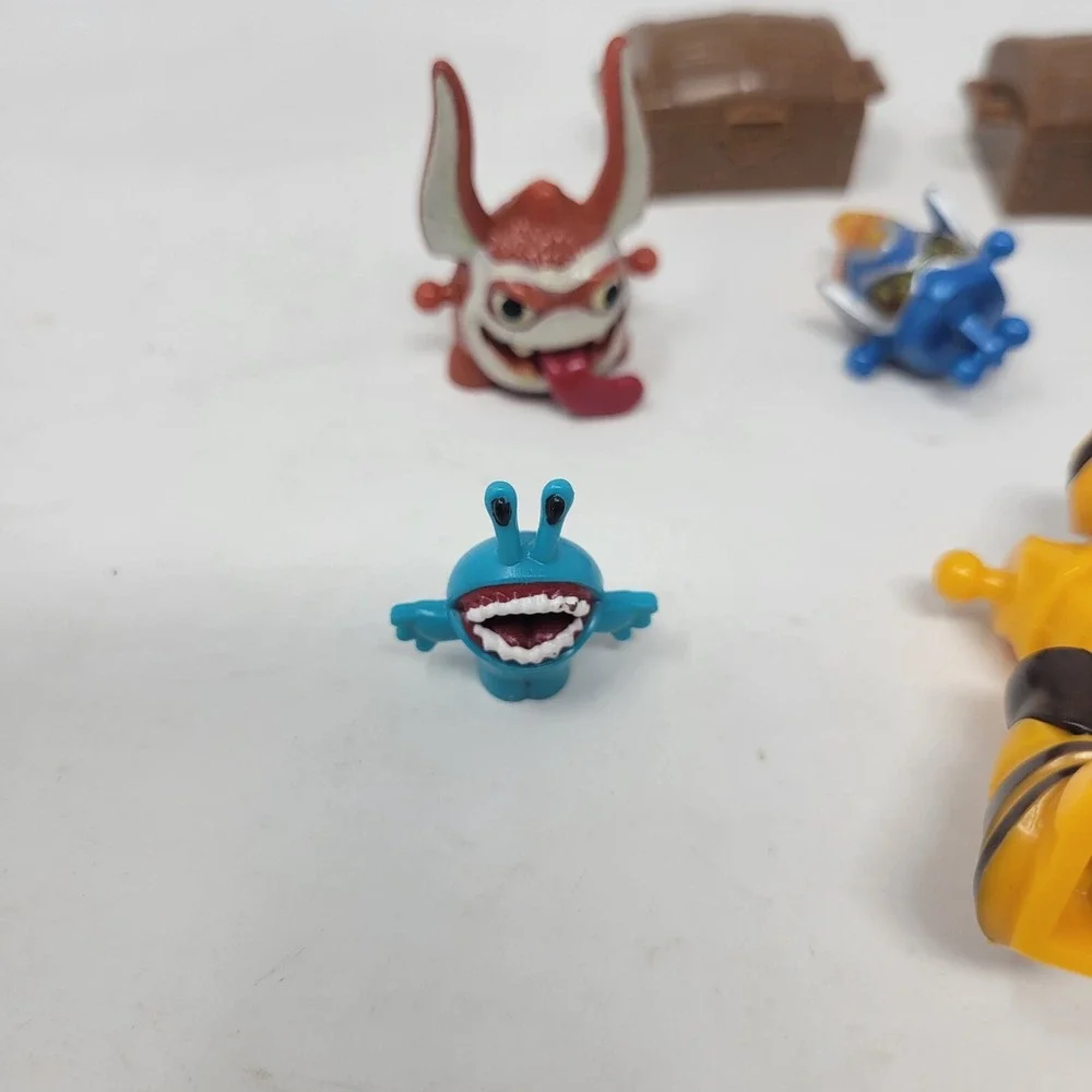 Skylanders‎ Mega Bloks Lot Of Parts Trigger Happy, Eruptor, Flameslinger, Cynder